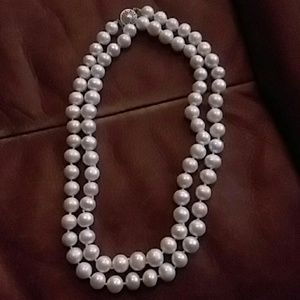 Double strand of pearls double a quality